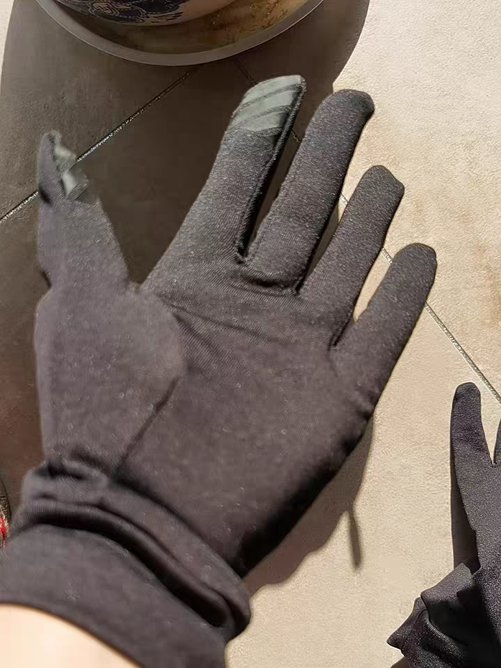 迪卡侬 加绒保暖触屏手套 