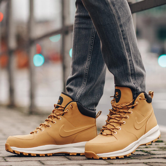 Nike Manoa Leather