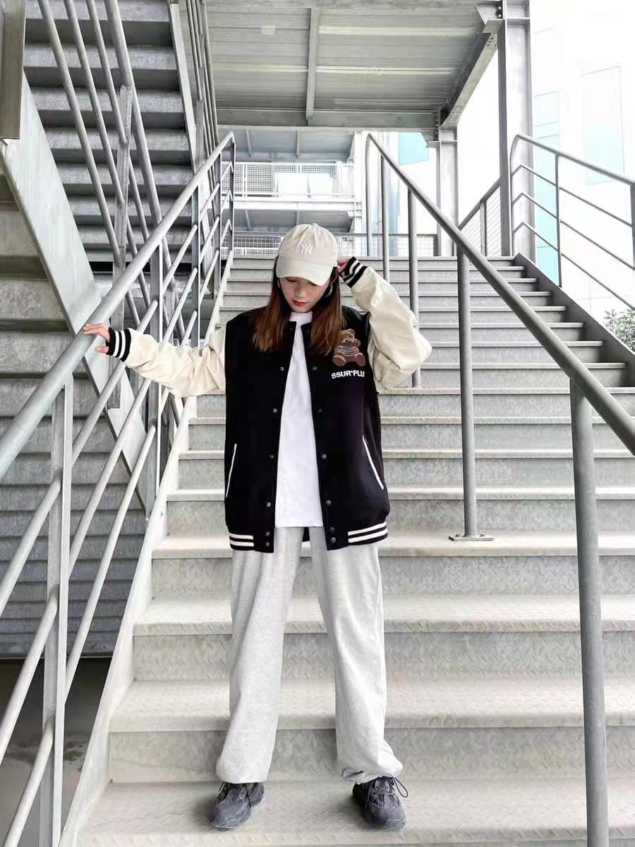 小熊皮袖棒球棉服夹克 