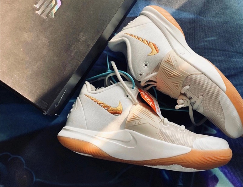 Nike Kyrie Flytrap 3