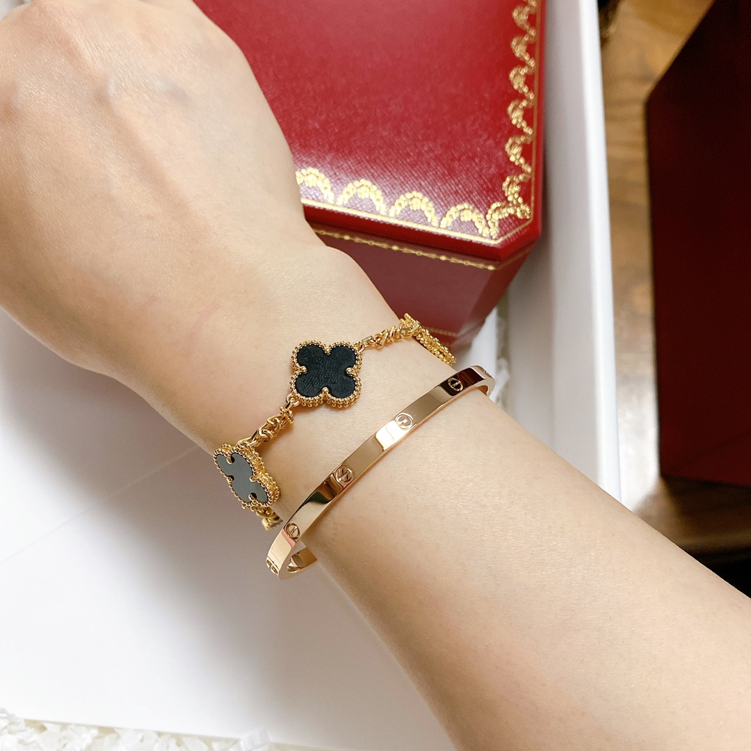 Cartier/卡地亚窄版手镯