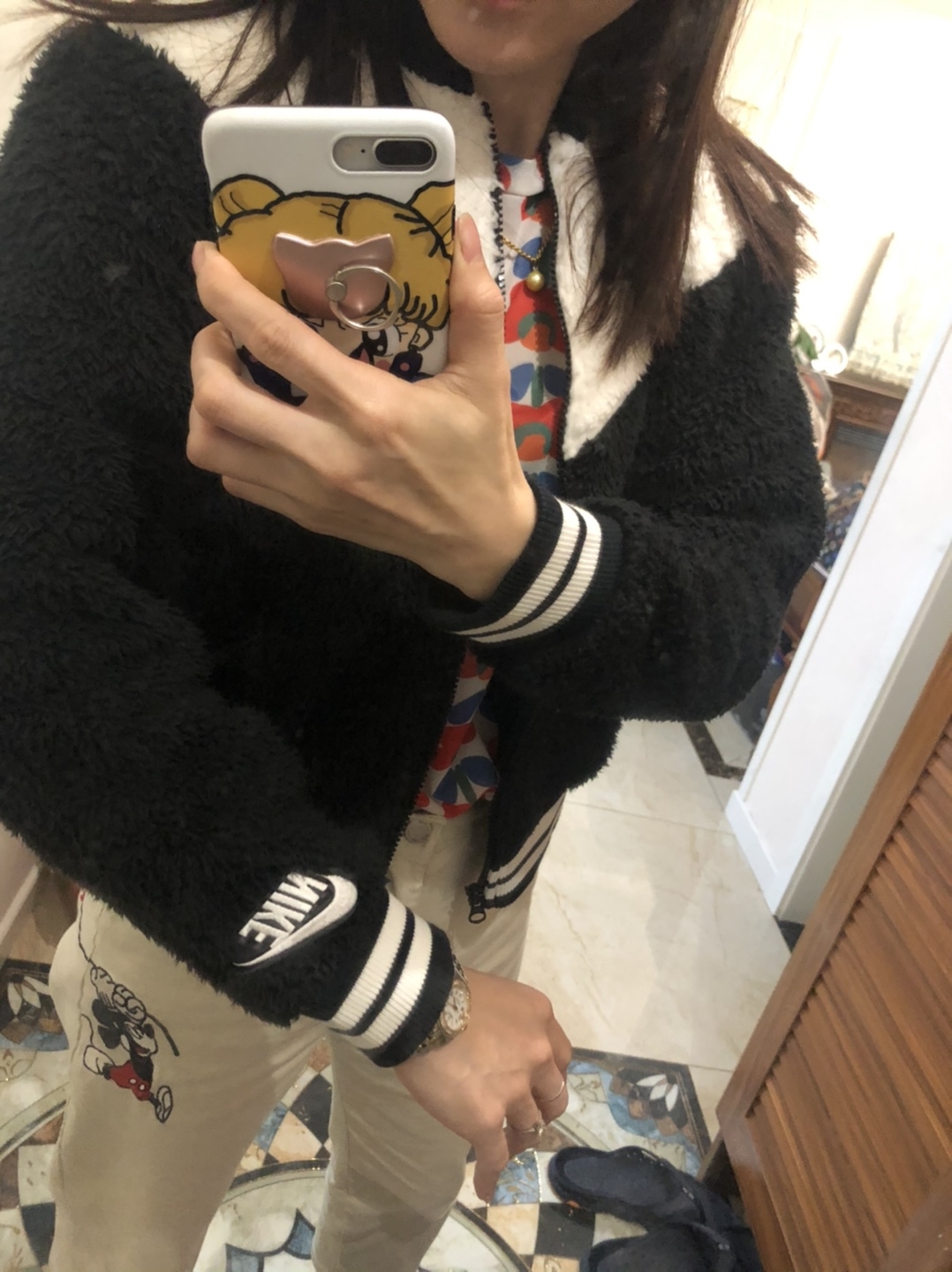 高腰款，适合腰细的妹子，实物如图，正版的