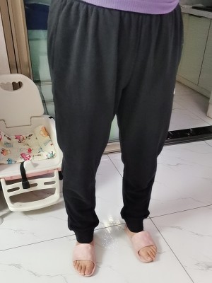 面料很舒服，上身不错，尺码标准，好评