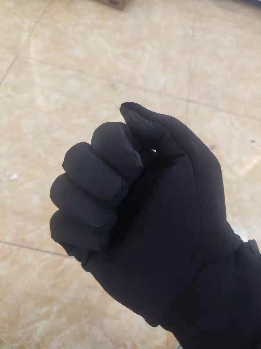   加绒触屏手套 