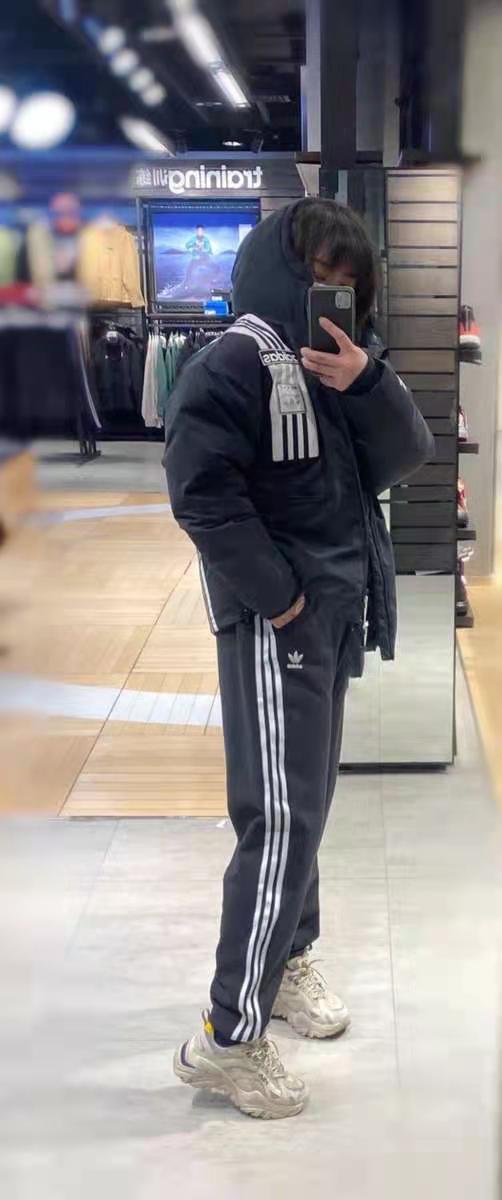  女款羽绒服外套