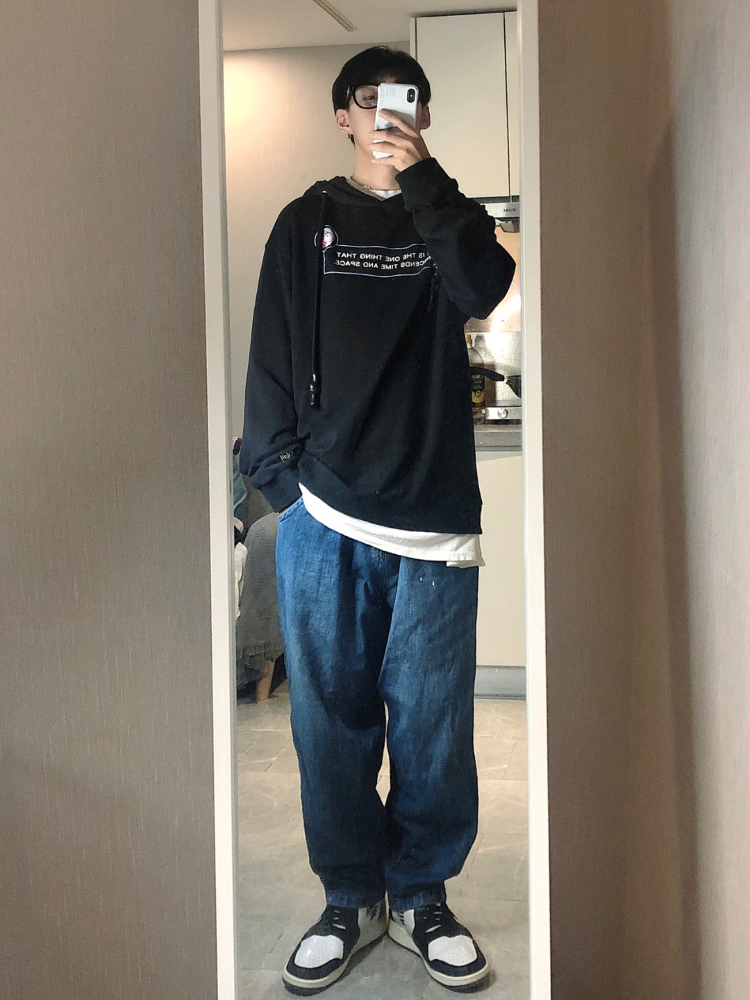 170男生这样穿 ｜ 初秋国潮卫衣穿搭
