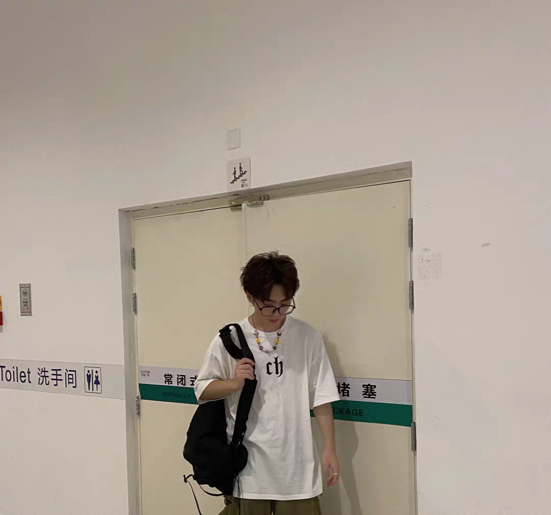 水洗做旧纯棉潮牌宽松