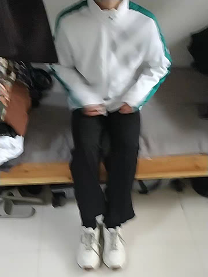  休闲运动防风夹克