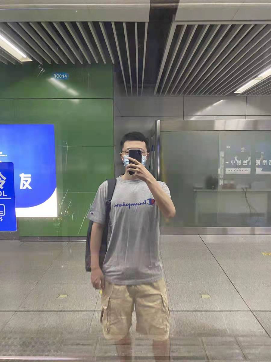 贴布草写Logo短袖T恤 