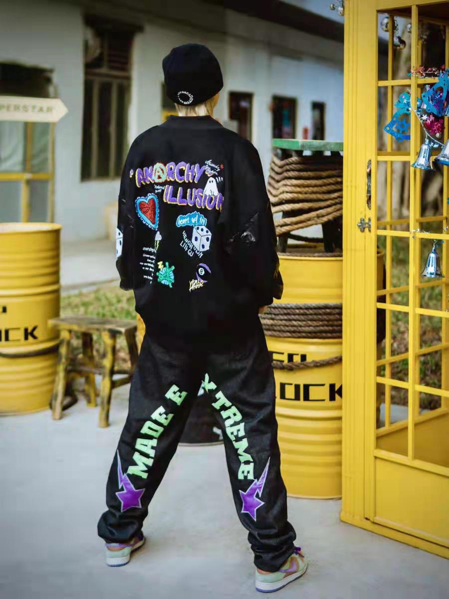皮袖拼接棒球服外套 