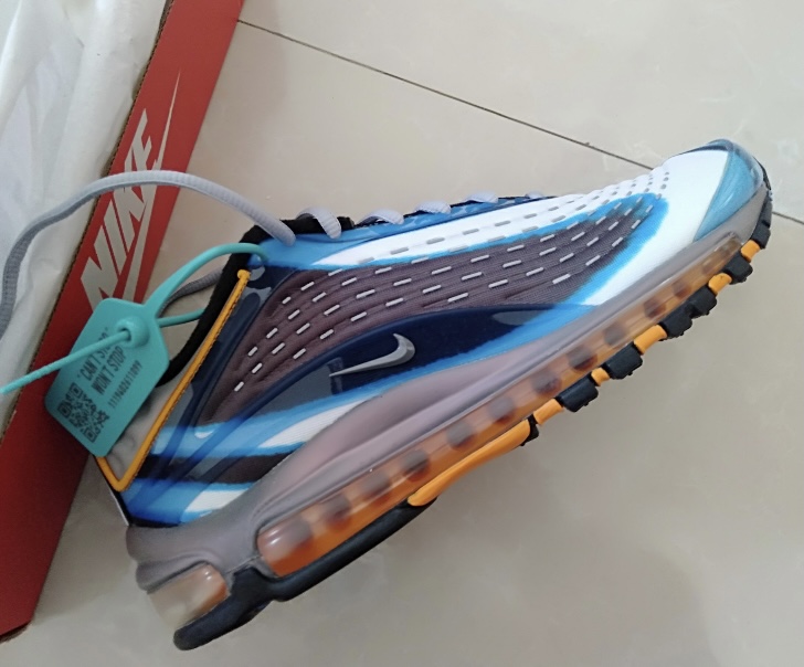 Nike Air Max Deluxe