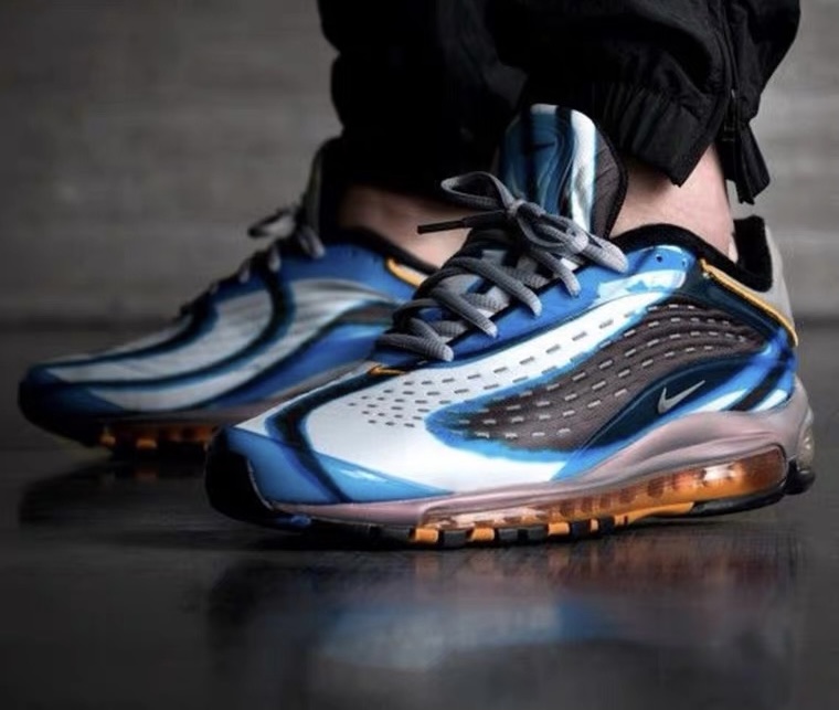 Nike Air Max Deluxe