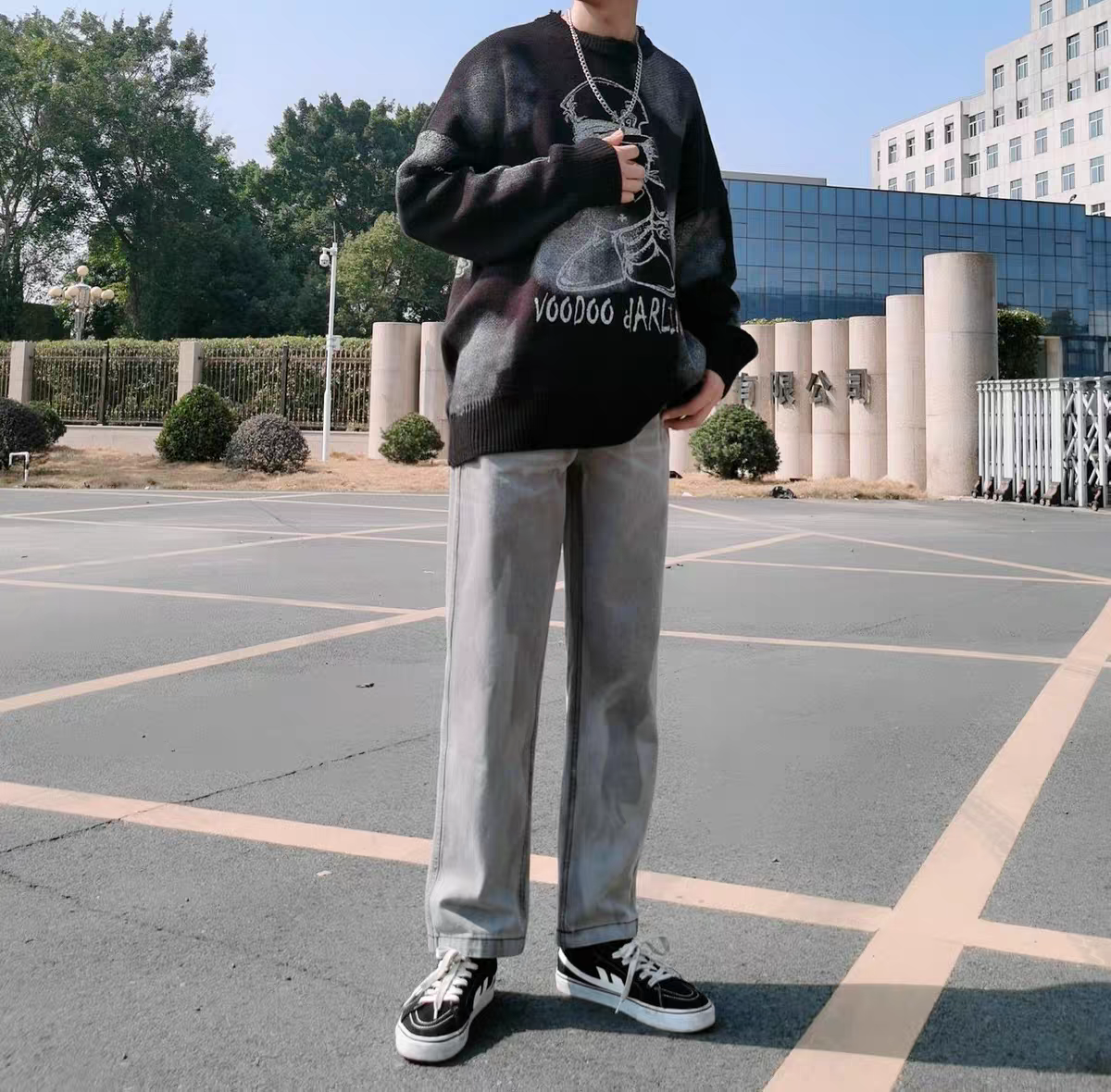 云烟火焰水洗牛仔裤 