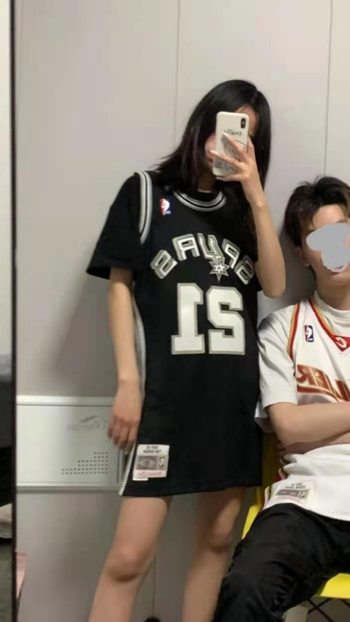 邓肯 马刺队 21号球衣