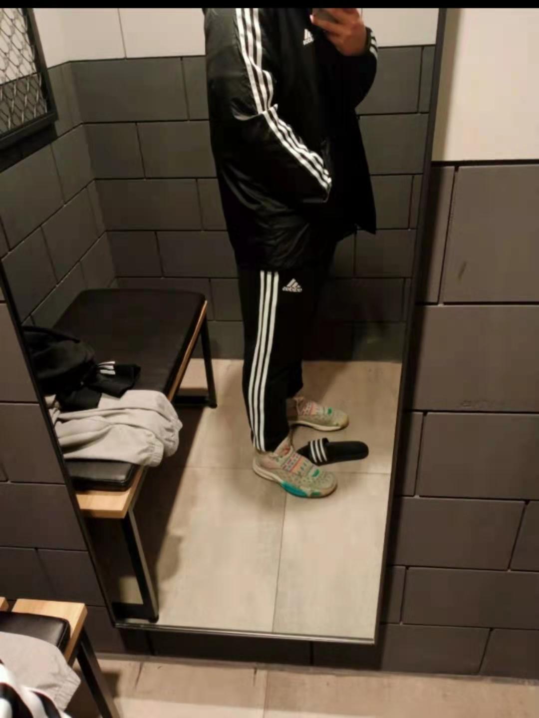   男子运动休闲夹克外套 