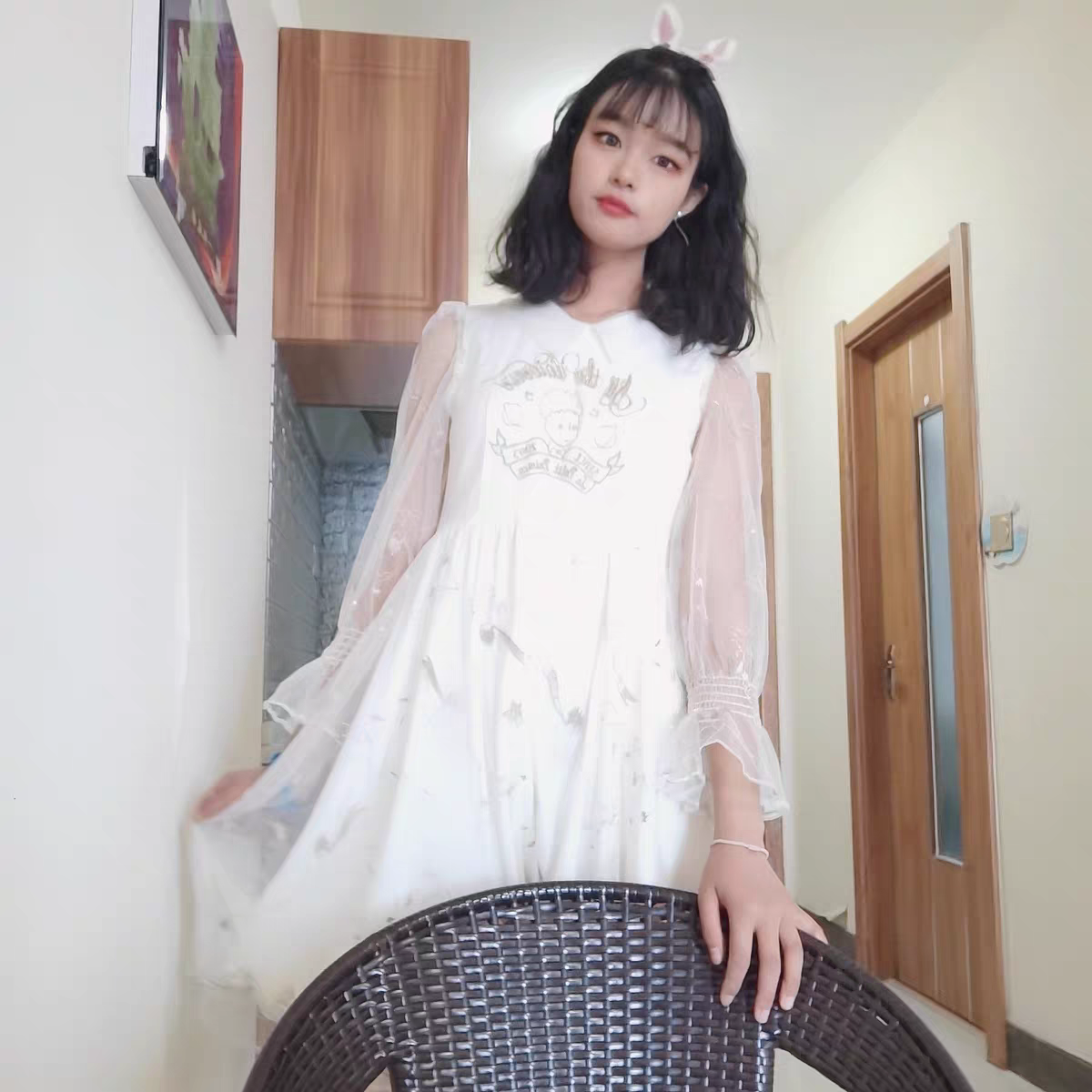 乐町  气质小王子刺绣连衣裙 女装 