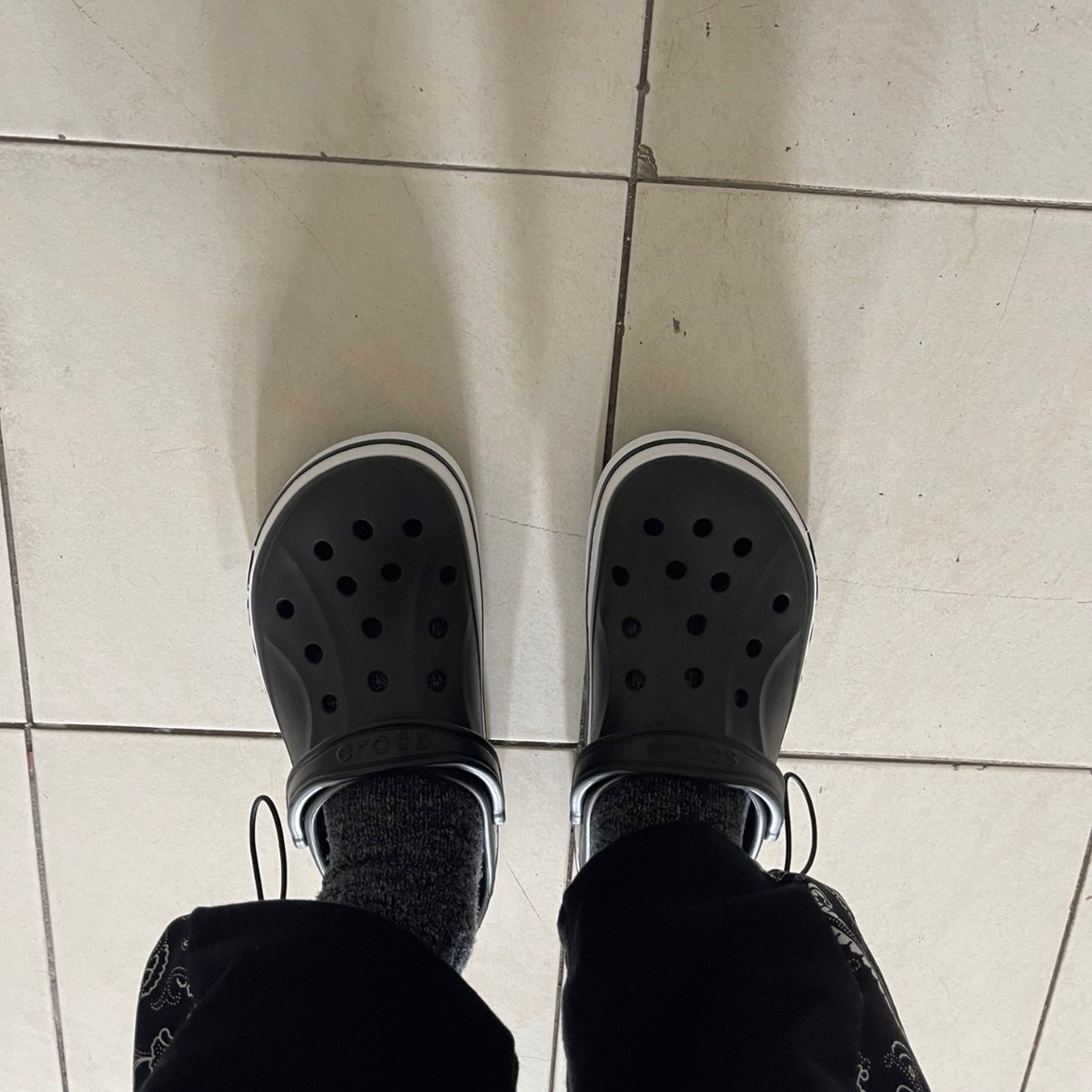 送给舍友的鞋子