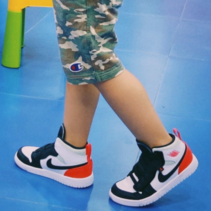 Air Jordan 1 童鞋