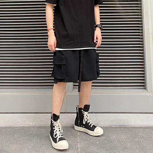 短裤不拉胯穿搭