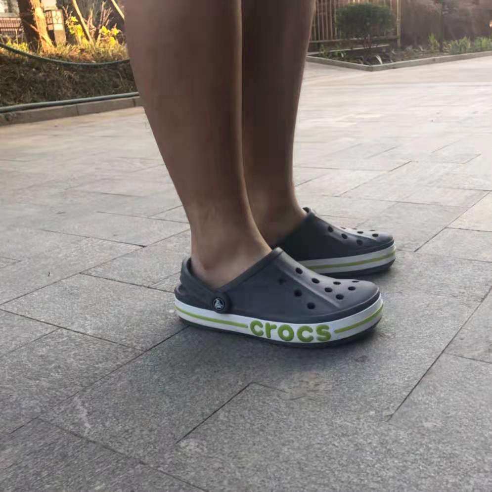 crocs凉鞋