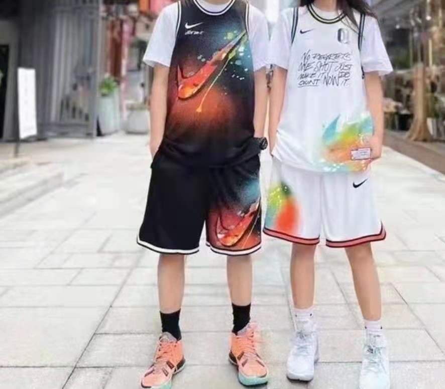 宽松速干运动短裤来了