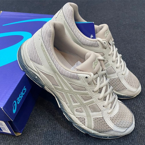颜值高，舒适度高，做工细致， 尺码大小合
