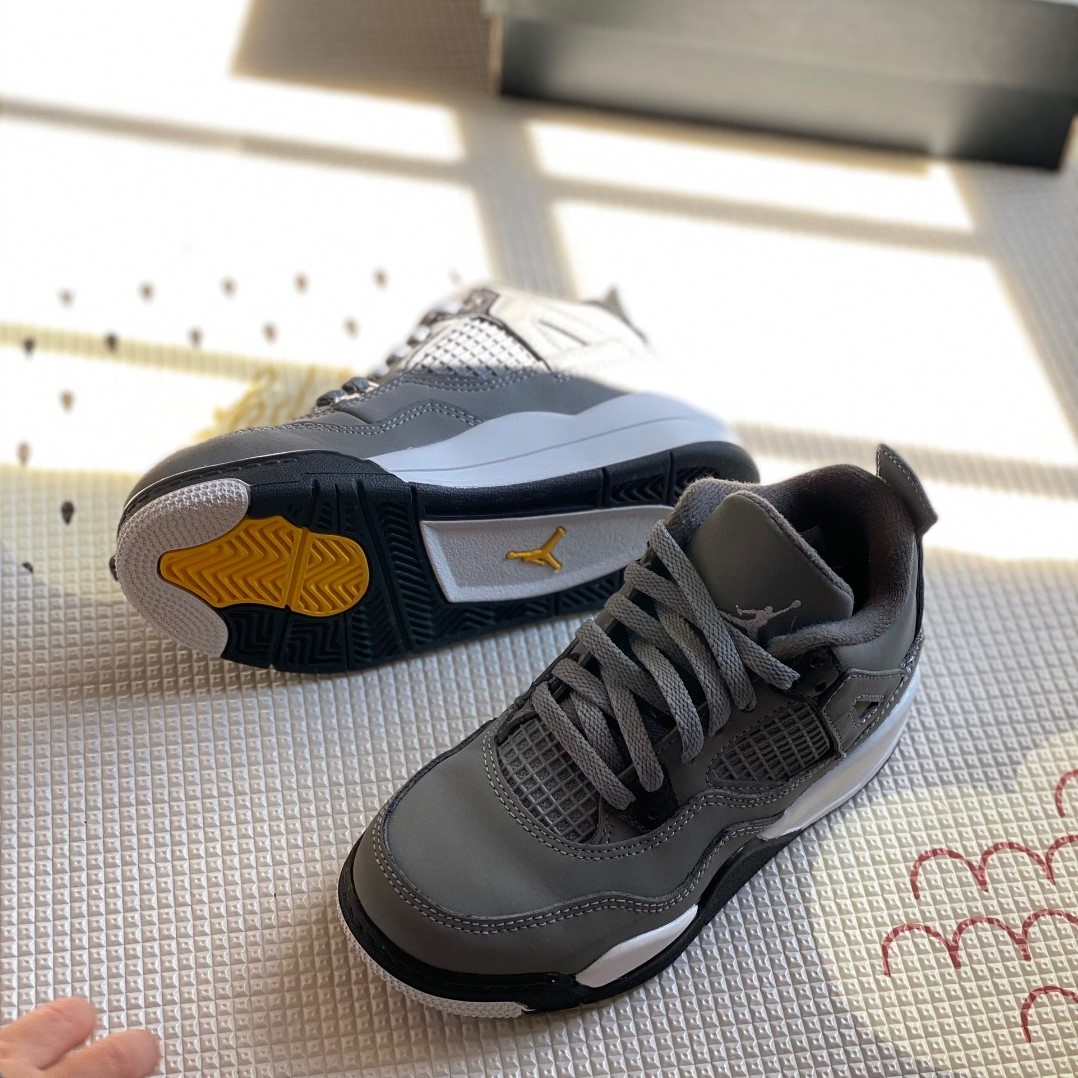 Air Jordan 4 童鞋