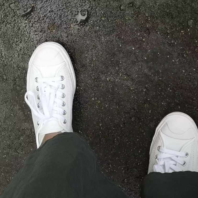 匡威