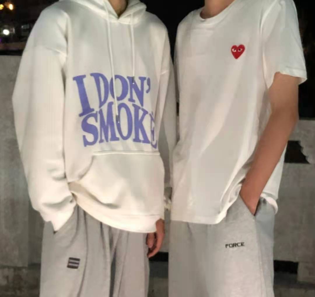 川久保玲 的T恤 超赞