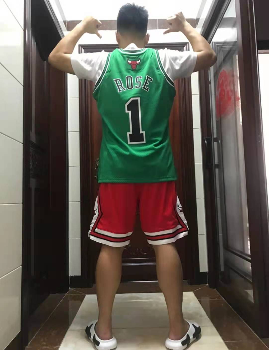超百搭 1号球衣