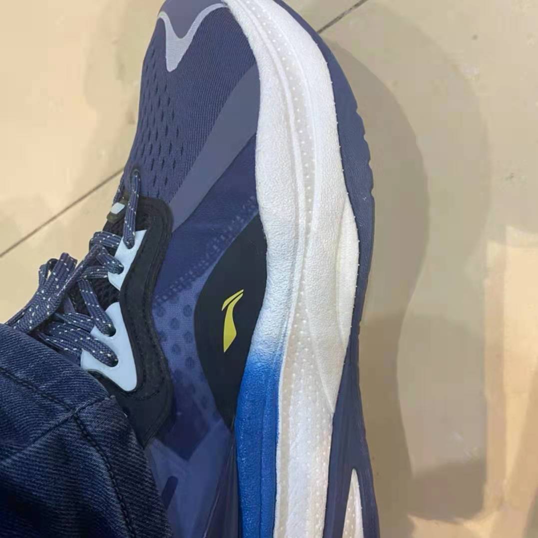 黑色百搭鞋