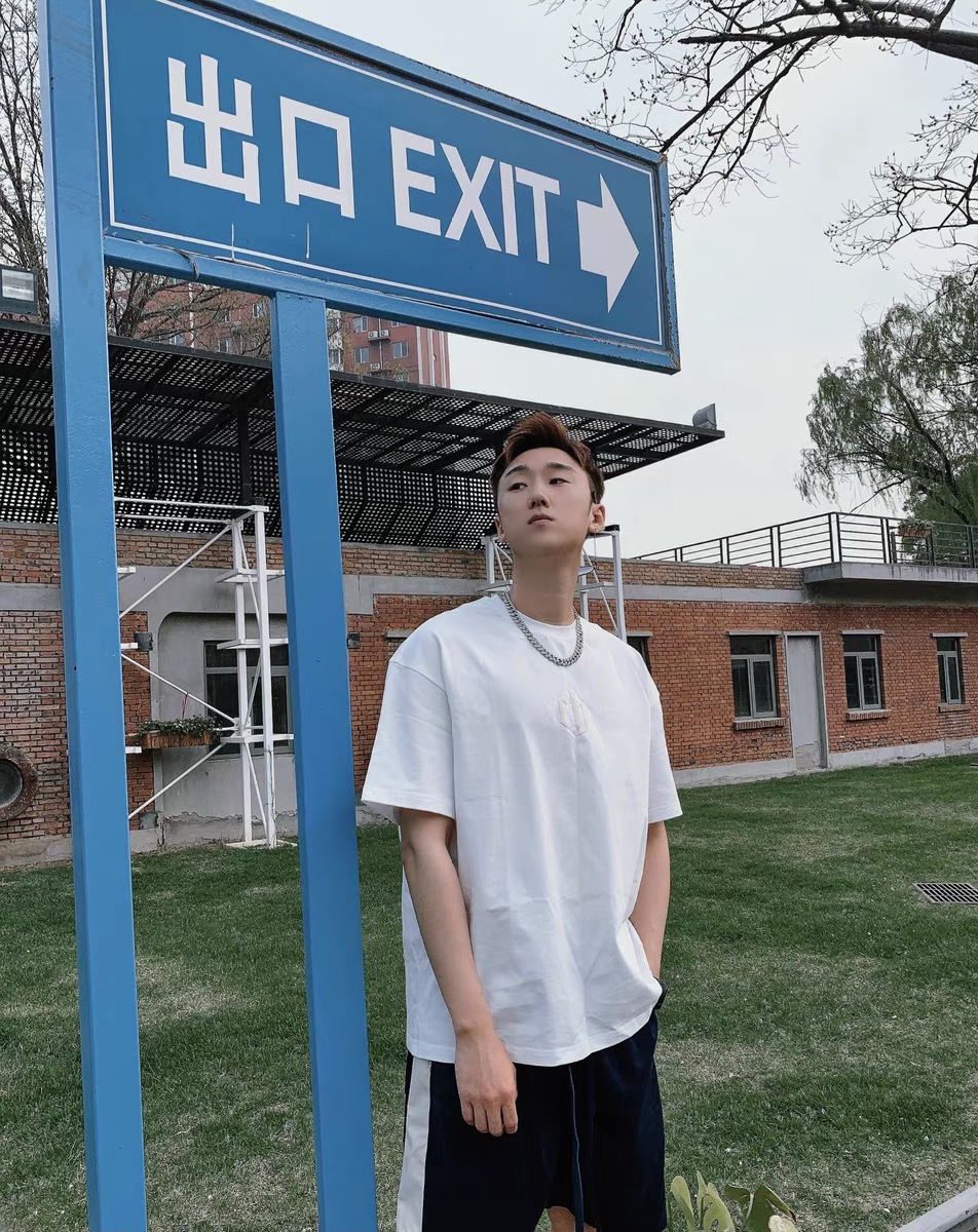 阳光帅气｜低调不俗风