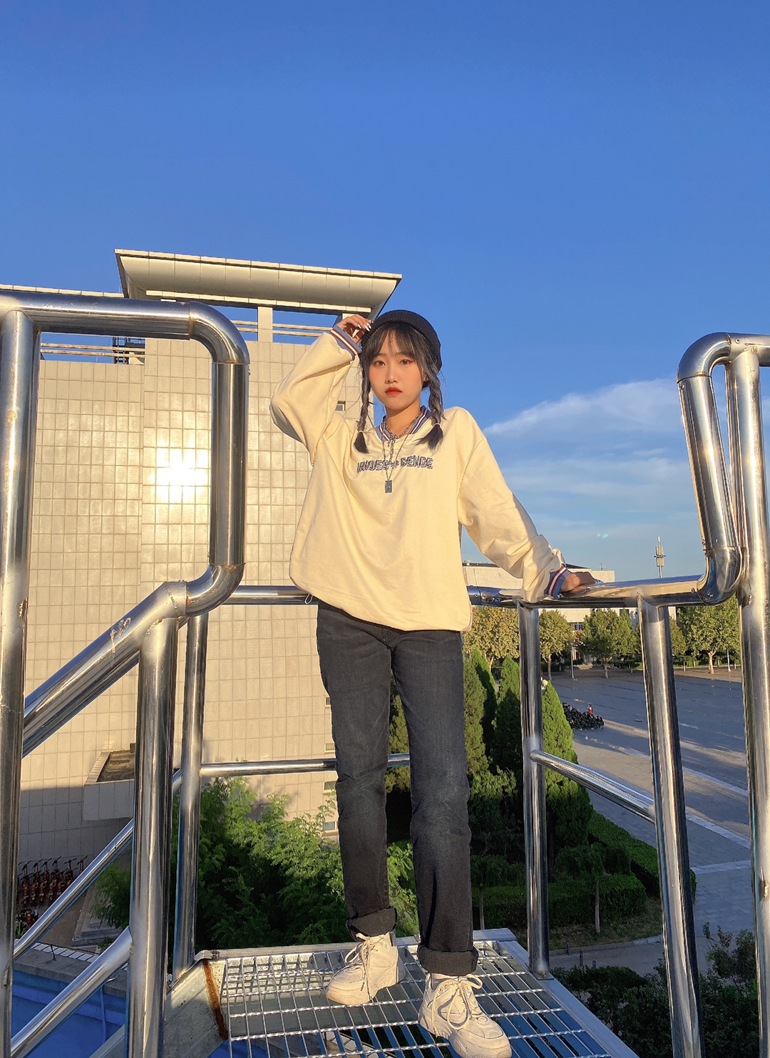 Levi's标准锥型牛仔裤