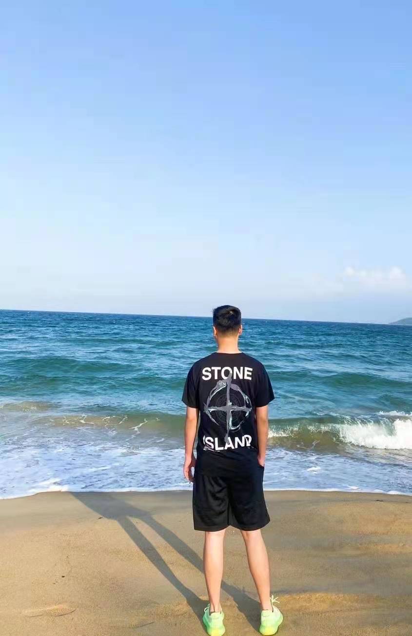   印花圆领短袖T恤