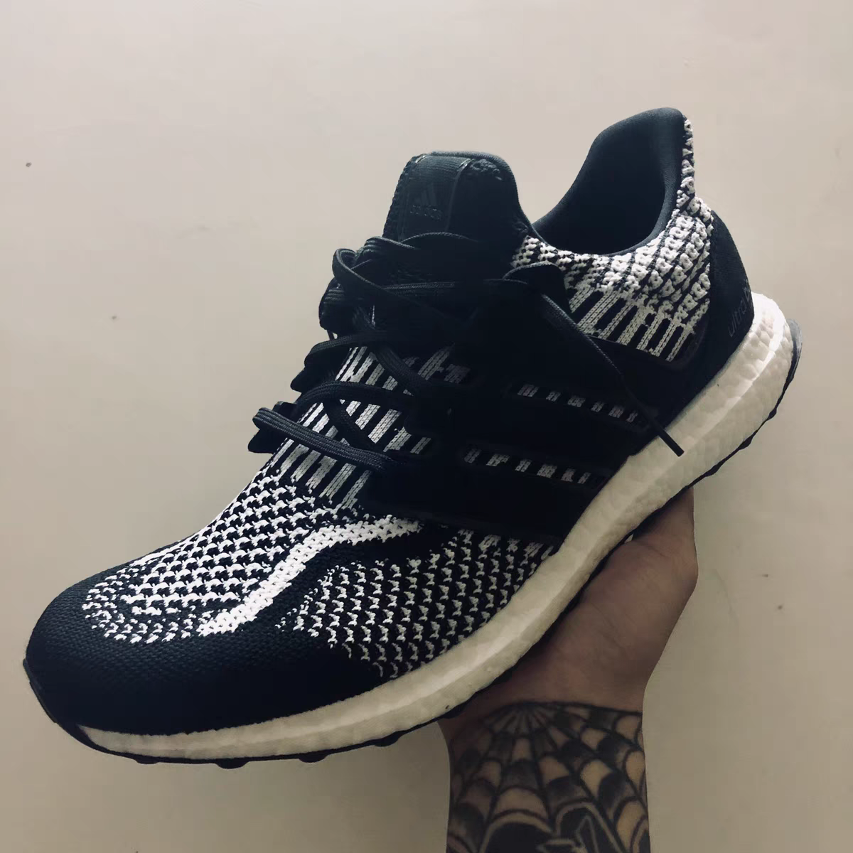 宝贝非常棒，是自己想要的那种风格，服务五