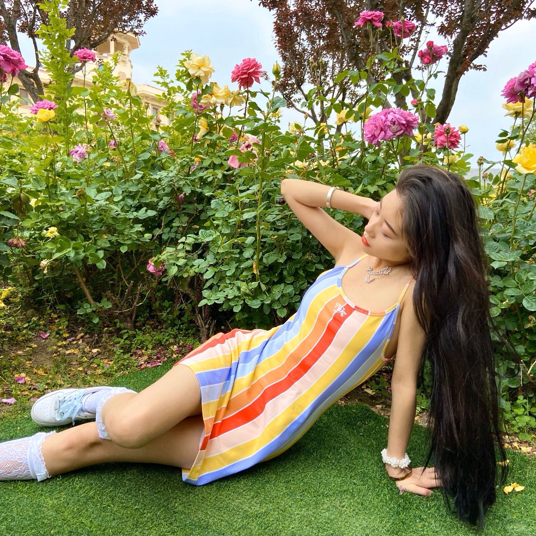 Nike 彩虹条纹吊带连衣裙分享