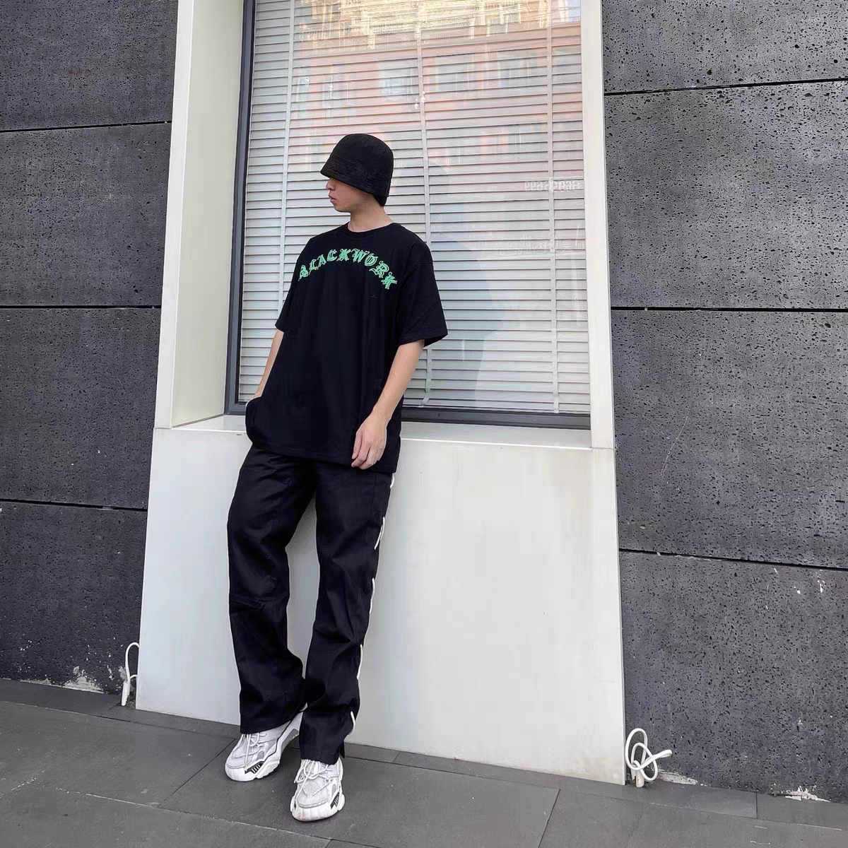 BLACKSOAG街头交叉长裤分享