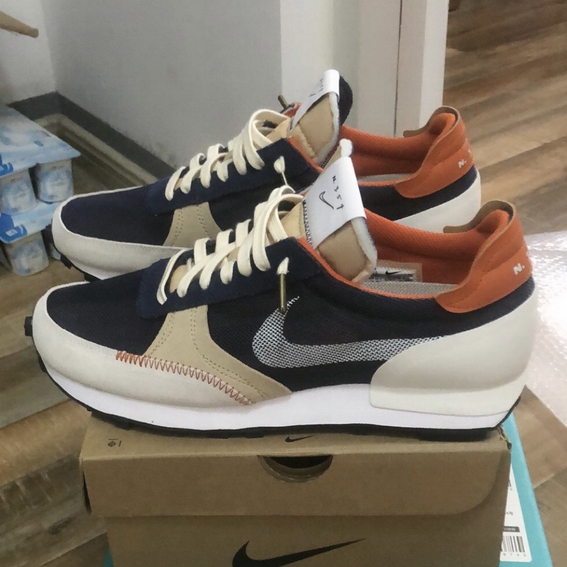 Nike Daybreak 雷霆蓝