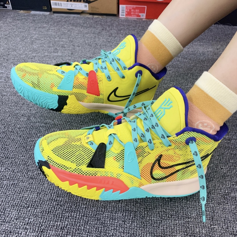 Nike Kyrie 7 柠檬黄