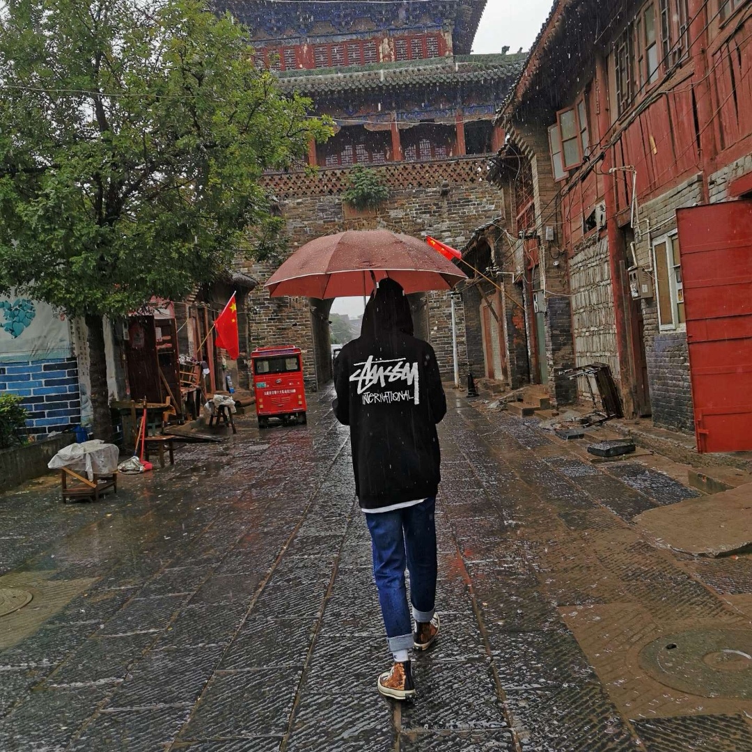 Stussy 经典Logo款卫衣分享