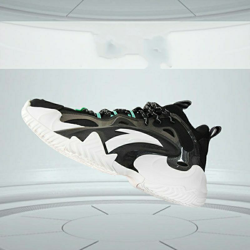 鞋码大小合适，百搭不会出错，关键活动价超