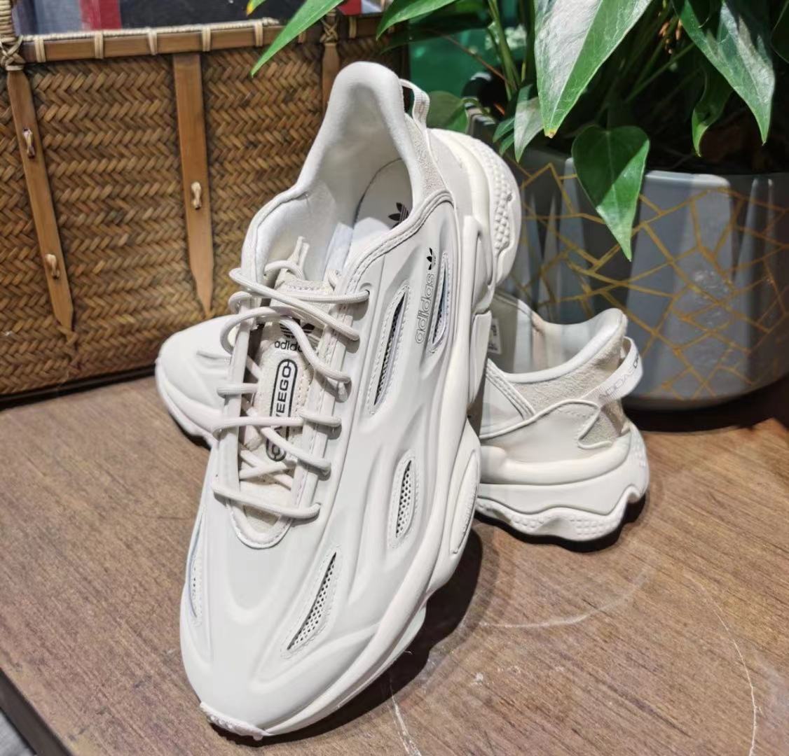 鞋子很舒服，大小也很合适，很不错
