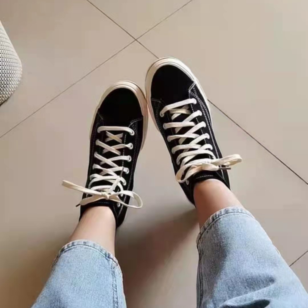 搭配个牛仔裤
非常好看呢