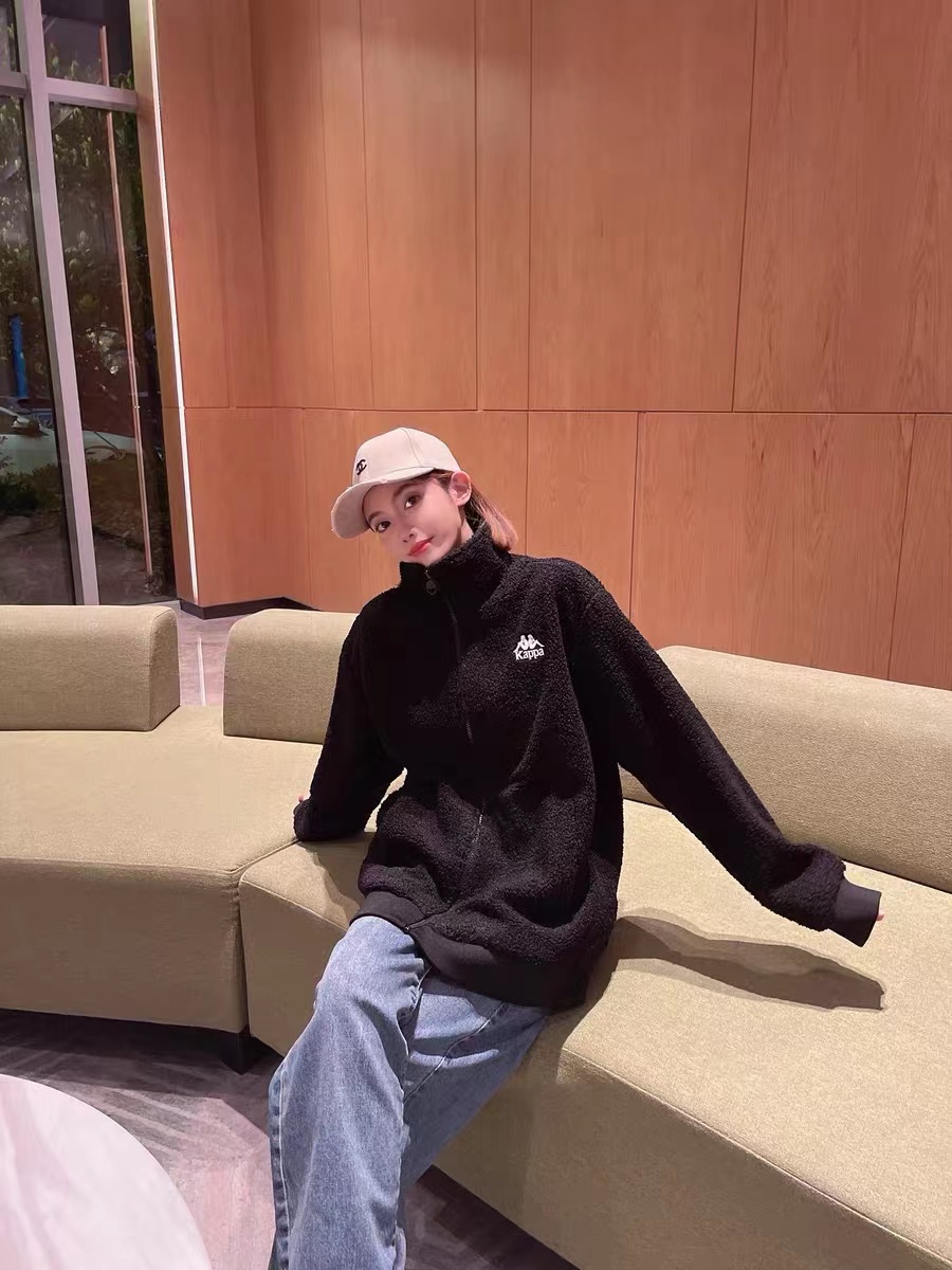 酷酷的女孩|偷偷穿男友衣服