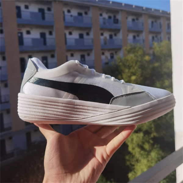 外观颜值：帅的没边了，就冲着这颜值买的，