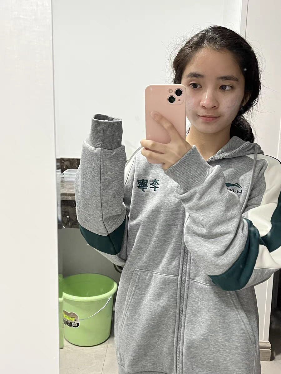 Li Ning 连帽开衫夹克分享