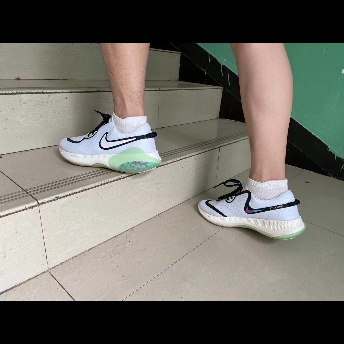 上脚很酷，穿起来很舒服