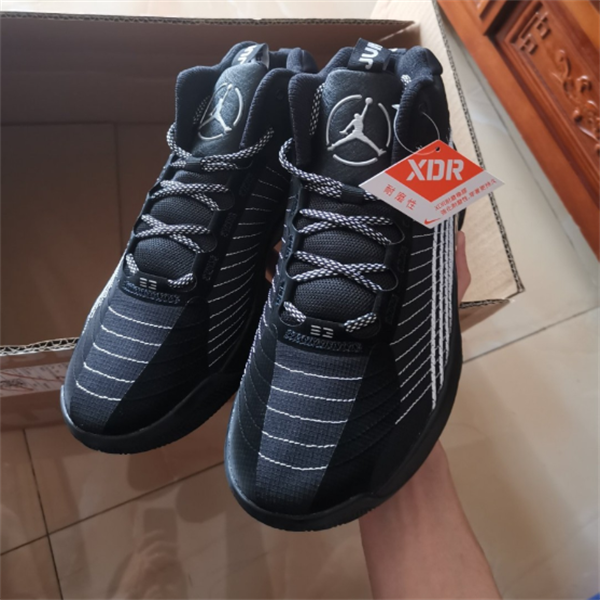 不错不错 穿起来挺舒服的 虽然重但是不累