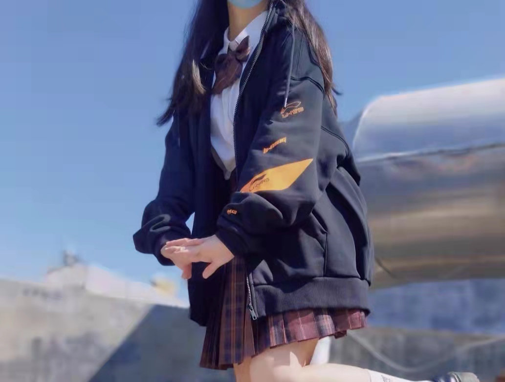 Li Ning 运动时尚长袖连帽外套分享