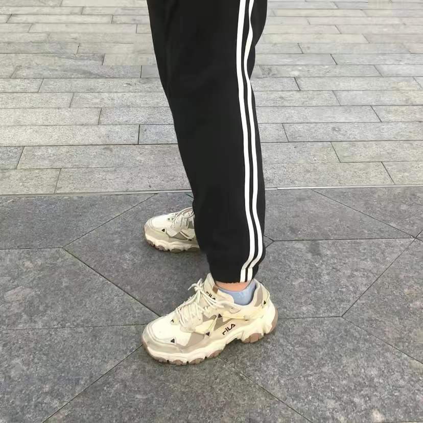 今天也是宝藏穿搭，很舒服的脚感